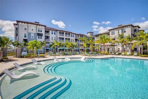 (239) 946-9117. . Apartments for rent fort myers